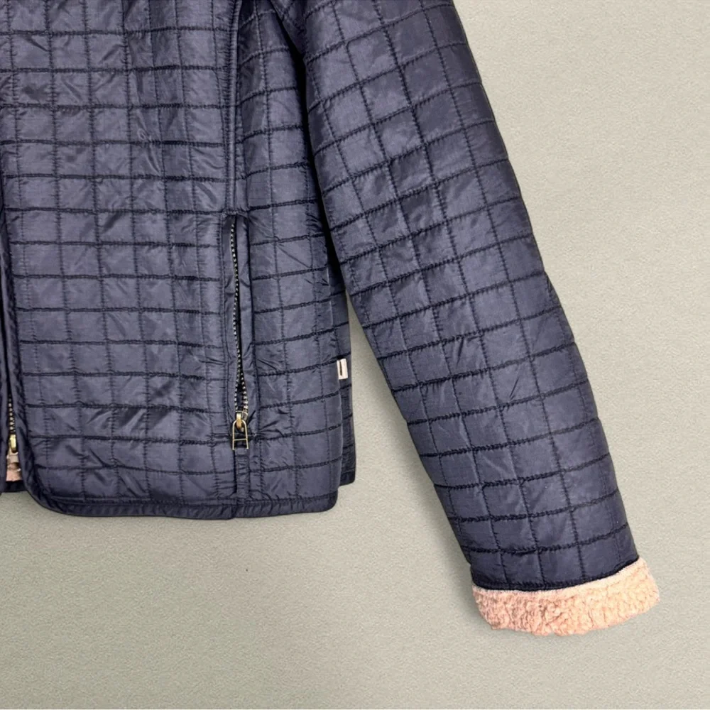 Black Quilted Jacket w Faux Sherpa Lining - Double Zip -‎ Medium
